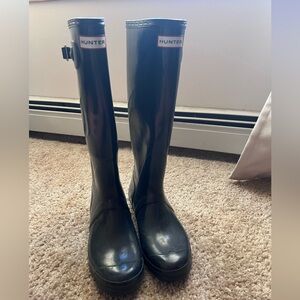 Navy Hunter tall rain boots size 9 (originally $175)